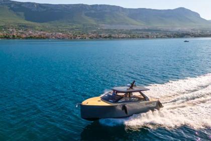 Hyra båt Motorbåt Colnago Marine 38 Open Makarska