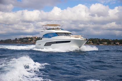 Charter Motorboat PESTIGE 630s 630s Saint-Tropez