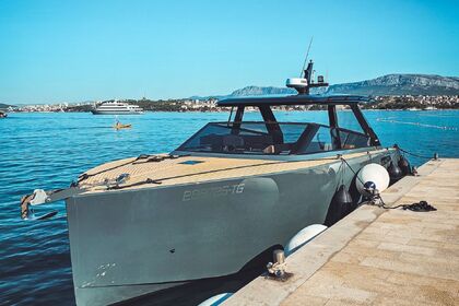 Noleggio Barca a motore Colnago 38 Cabin Spalato