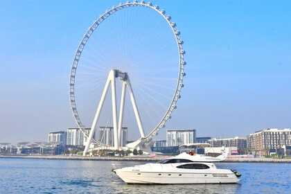Hire Motor yacht Azimut 2012 Dubai Marina
