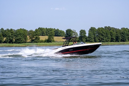 Charter Motorboat Sea Ray 230 Gizycko