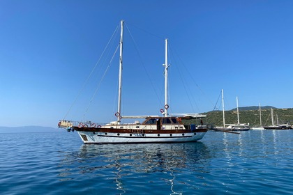 Rental Gulet Custom Made 1995 Göcek
