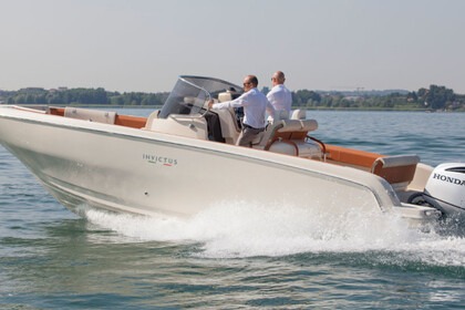 Hire Motorboat Invader 270 FX Mahón