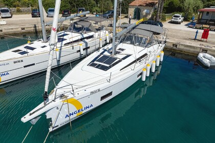 Verhuur Zeilboot Bénéteau Oceanis 51.1 - 5 + 1 cab. Trogir
