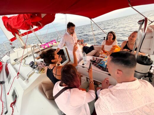 Ibiza Sailboat Beneteau Oceanis 430 alt tag text