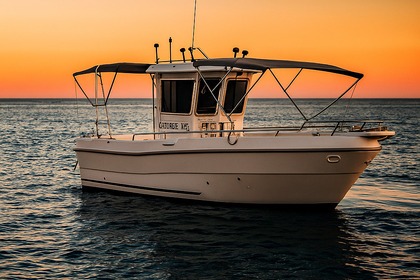 Aluguel Lancha Triakis c30 Pula