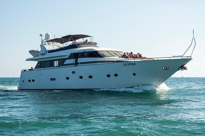 Charter Motor yacht Maiora 72 La Spezia
