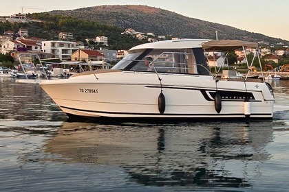 Miete Motorboot Jeanneau Merry Fisher 645 Trogir