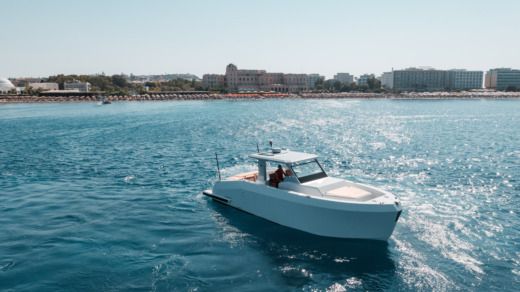 Motorboat MAZU FourtyTwo Boot Grundriss