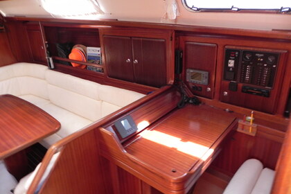 Charter Sailboat Bavaria 40-3 Brouwershaven
