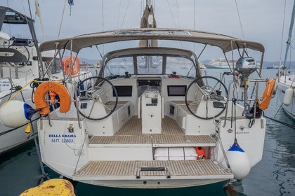 Hire Sailboat Jeanneau Sun Odyssey 410 Laurium