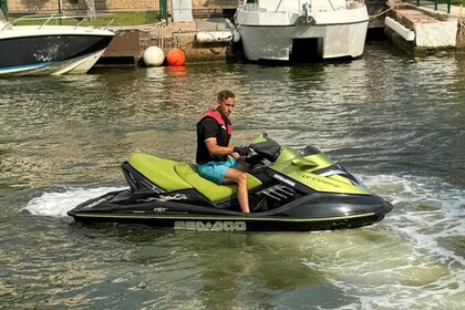 Miete Jet-Ski Seadoo RTX Roses
