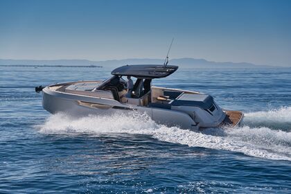 Miete Motorboot Cayman Yacht CAYMAN YACHTS 380 WA Saint-Tropez