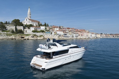 Charter Motorboat San Lorenzo 72 Golfe Juan