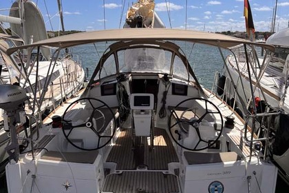 Verhuur Zeilboot Jeanneau Sun Odyssey 389 Portocolom