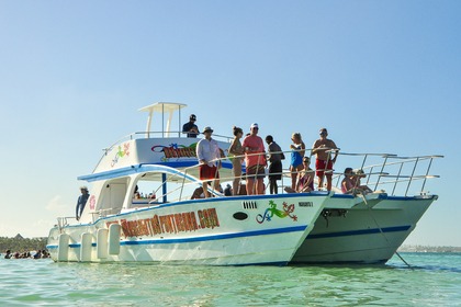 Rental Motorboat MARGARITA CATAMARAN Punta Cana