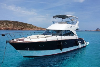 Hire Motorboat Beneteau Antares 12 Fly Dénia