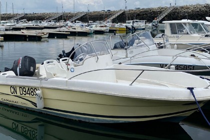 Miete Motorboot JEANNEAU Cap Camarat 545 Morgat