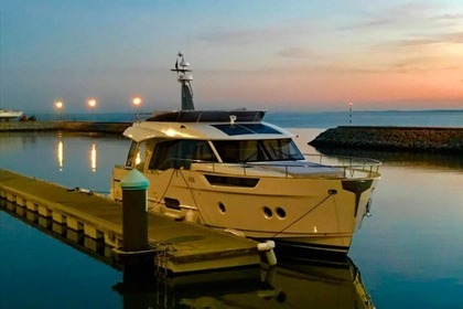 Aluguel Lancha Greenline 48 Tróia Peninsula