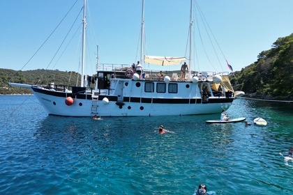 Charter Gulet Custom Made Gulet Primorac Omiš