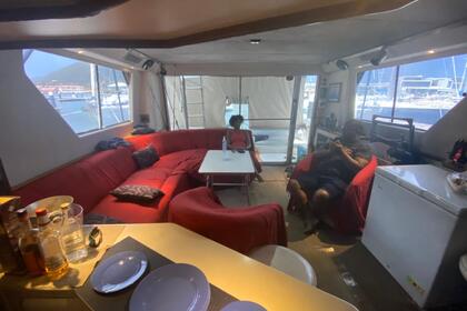 Location Bateau à moteur SEA RAY 550 SEDAN BRIDGE Le Lamentin