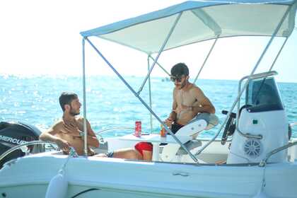 Hire Boat without licence  Blumax 19 Open Vieste