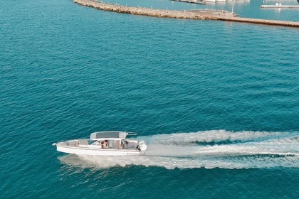 Location Bateau à moteur Axopar 37 Marigot