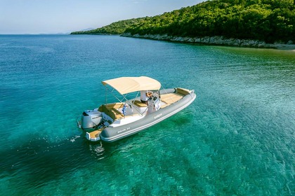 Hire RIB Salpa 23 Syvota