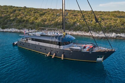 Verhuur Zeiljacht Custom Sailing Yacht Rara Avis Marina Nava