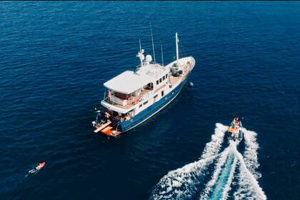 Rental Motor yacht EPIC FISHING BOAT VRIPACK FISHING EXPEDITION 69 Salamina