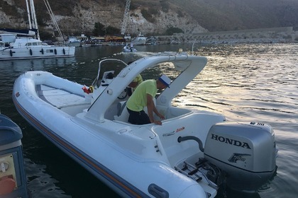 Location Semi-rigide BAT BAT 6.80 Castellammare del Golfo