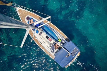 Rental Sailboat Bavaria Cruiser 39 Menorca