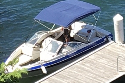 Charter Motorboat Bayliner Capri 1950 Sydney