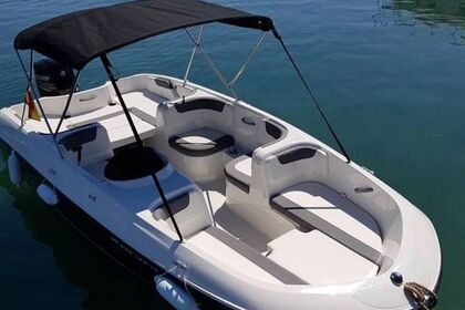 Miete Motorboot Bayliner Element Petrčane