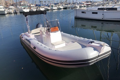 Charter Motorboat CAPELLI TEMPEST 630 Saint-Cyprien