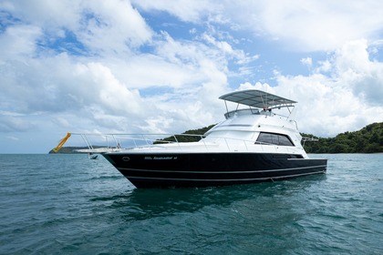 Miete Motorboot Bertram Bertram 50 Convertible Phuket