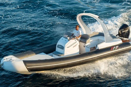 Hyra båt RIB-båt Panamera Yacht PY80 Trogir