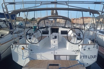 Hire Sailboat Jeanneau Sun Odyssey 410 Ajaccio