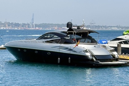 Charter Motorboat Sunseeker 68 Predator Vilamoura