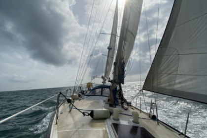 Charter Sailboat Wauquiez Hamphitrite Ms 45 Palavas-les-Flots