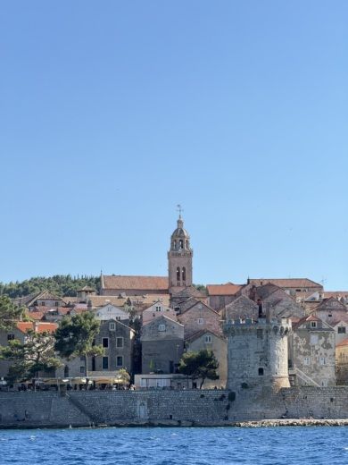 Korčula Motorboat Bellingardo 5.7 Open alt tag text