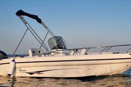 Rental Motorboat Ranieri Voyager 19 S Catanzaro Lido