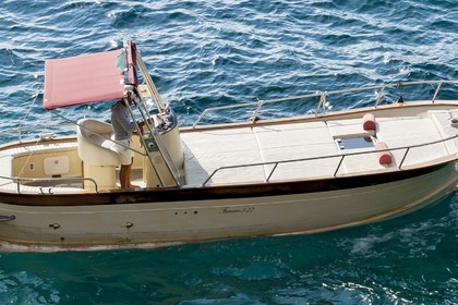 Hire Motorboat FERRARA BELLA VITA Positano