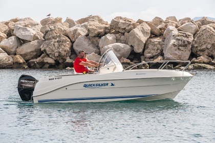 Location Bateau à moteur QUICKSILVER 525 COMMANDER Marseille