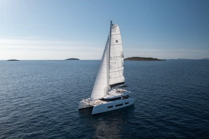 Charter Catamaran  Dufour 48 Pirovac