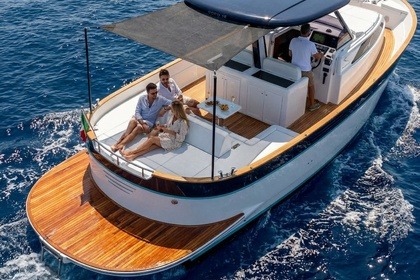 Miete Motorboot Apreamare Gozzo 35 Positano