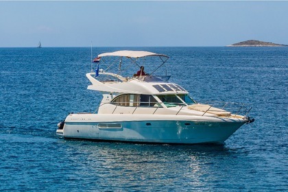 Hyra båt Motorbåt JEANNEAU PRESTIGE 36 FLY Primošten