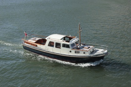 Location Bateau à moteur P. Valk Yachts Franeker Valkvlet 11.30 OK/AK Vila Nova de Gaia
