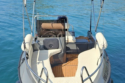 Charter Boat without licence  Isatek Cobra 495('25) Lefkada