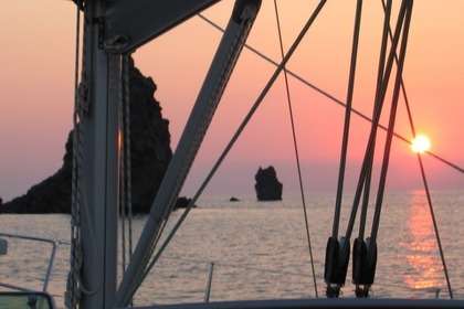 Noleggio Barca a vela BENETEAU 423 - 3 BAGNI Furnari